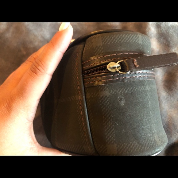 Price drop ❗️Small Burberry makeup case - Picture 2 of 4